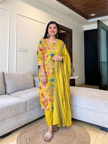 Yashvi Cotton Kurti Pant Dupatta Set