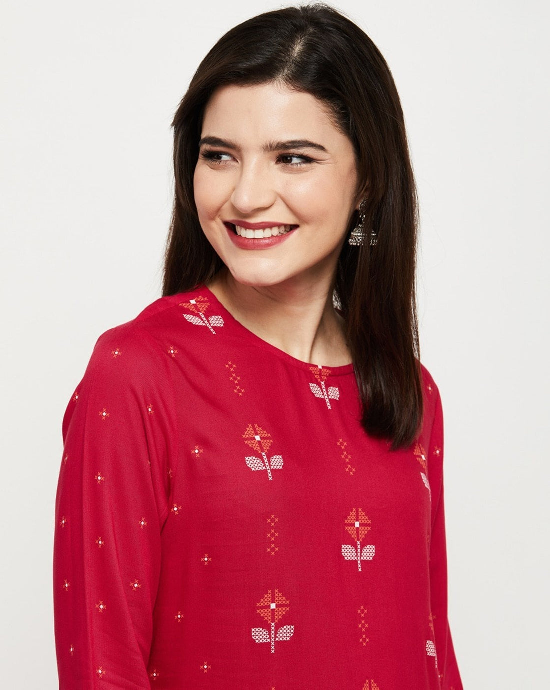 Women Embroidered Straight Kurta