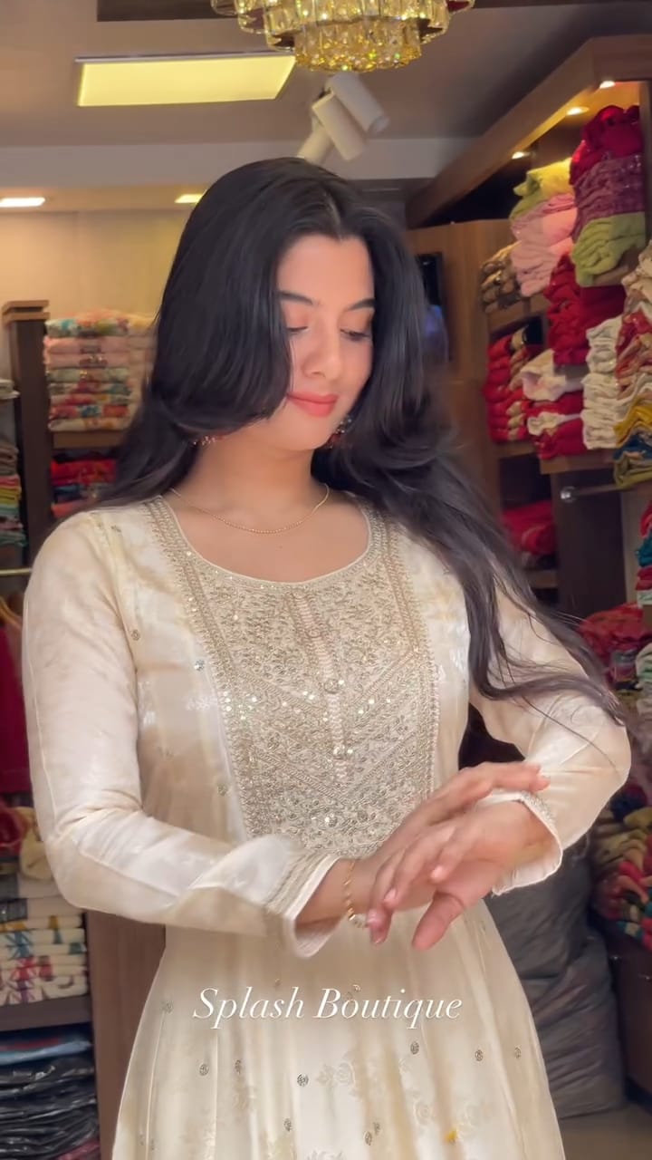 Jashn-E-Bahaaraa Anarkali Flared Kurti Pant Dupatta Set