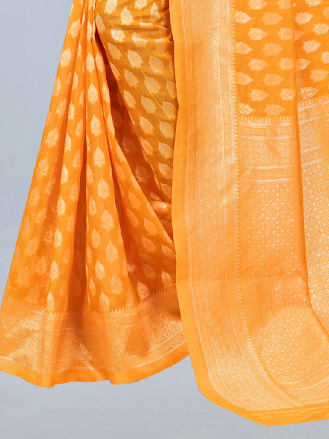 NENCY FASHION - Cotton Saree With Blouse Piece