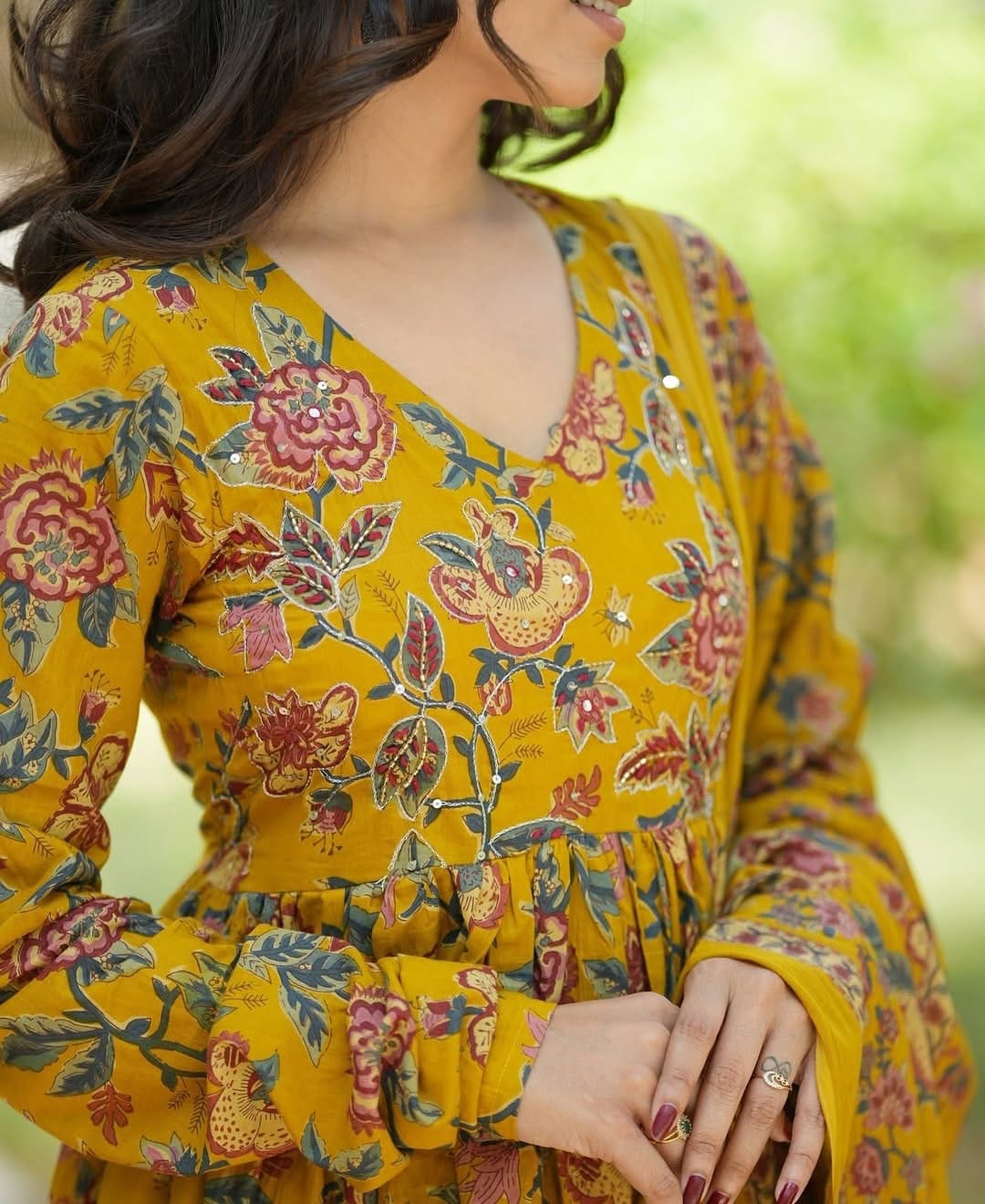 Keitra Women Printed Anarkali Kurta and Pant set with Dupatta