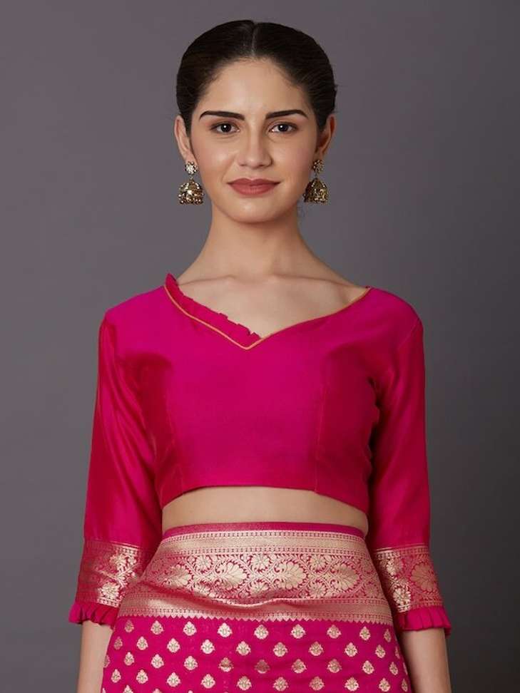 Woven Banarasi Silk Blend Saree (Pink)