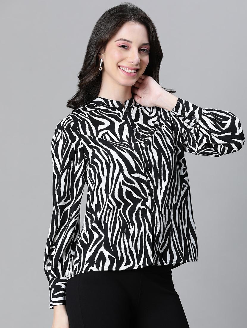 women black & white all over printed casual shirt